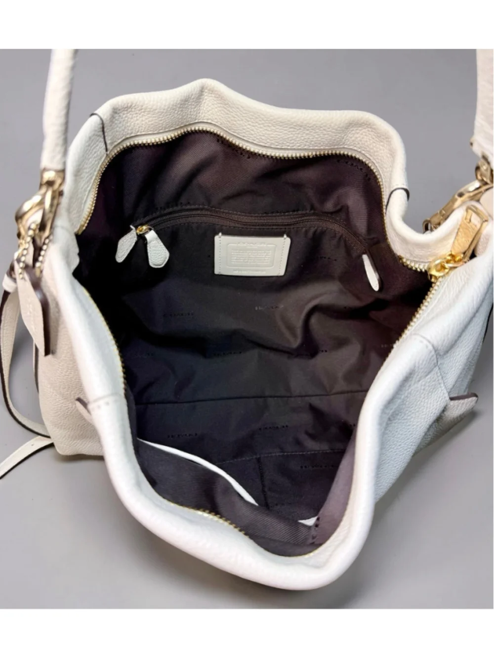 COACH Scout Hobo Bag & Wristlet Bundle Chalk White Pebbled Leather Style 34